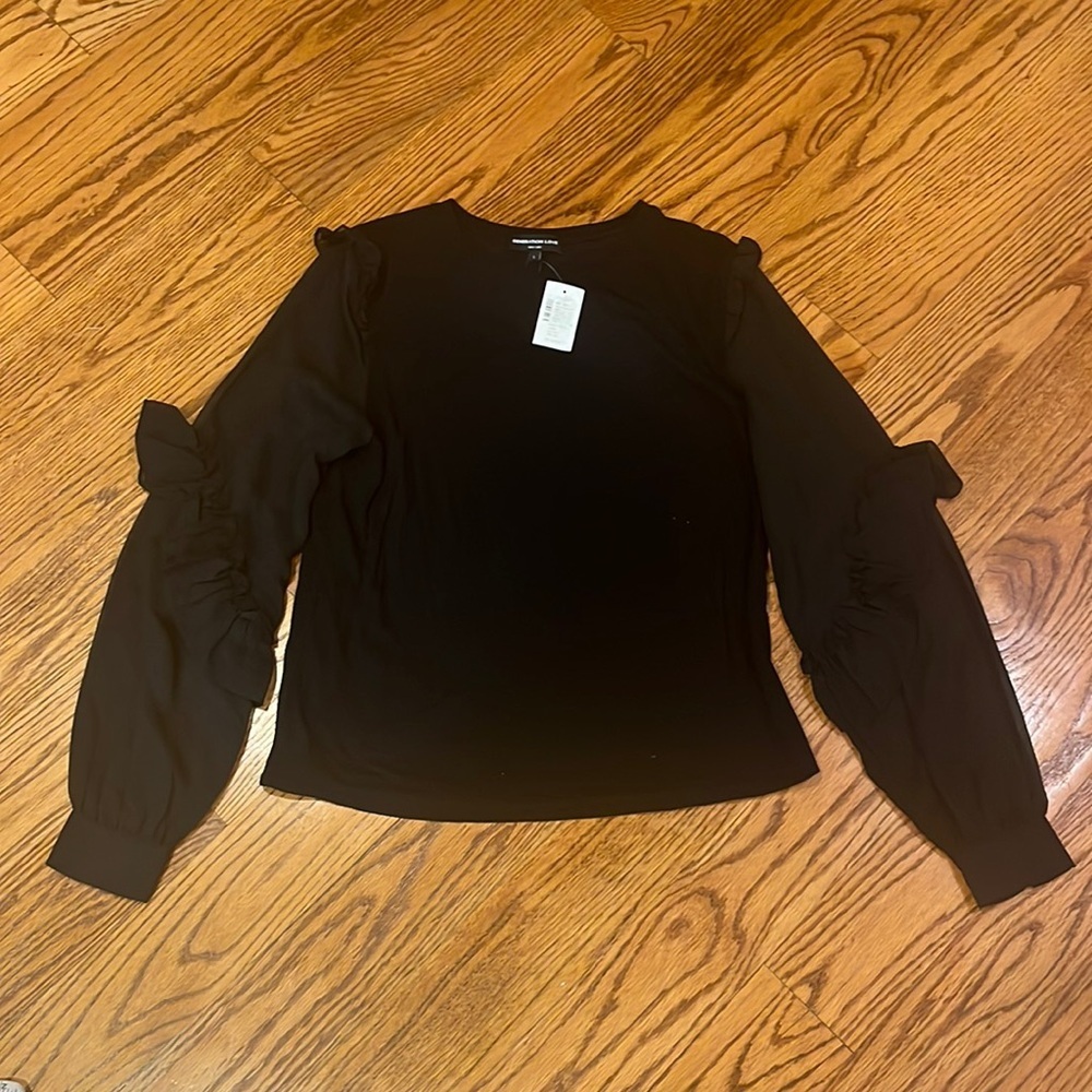 NWT Generational Love Woman’s Doni Black Top Size L